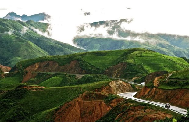 Thung Khe Pass
